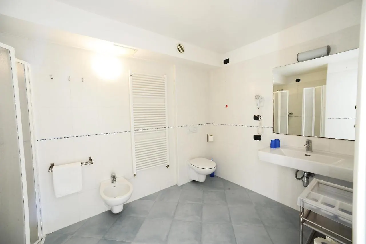 Residence Goethe Μαλτσεζίνε Ιταλία